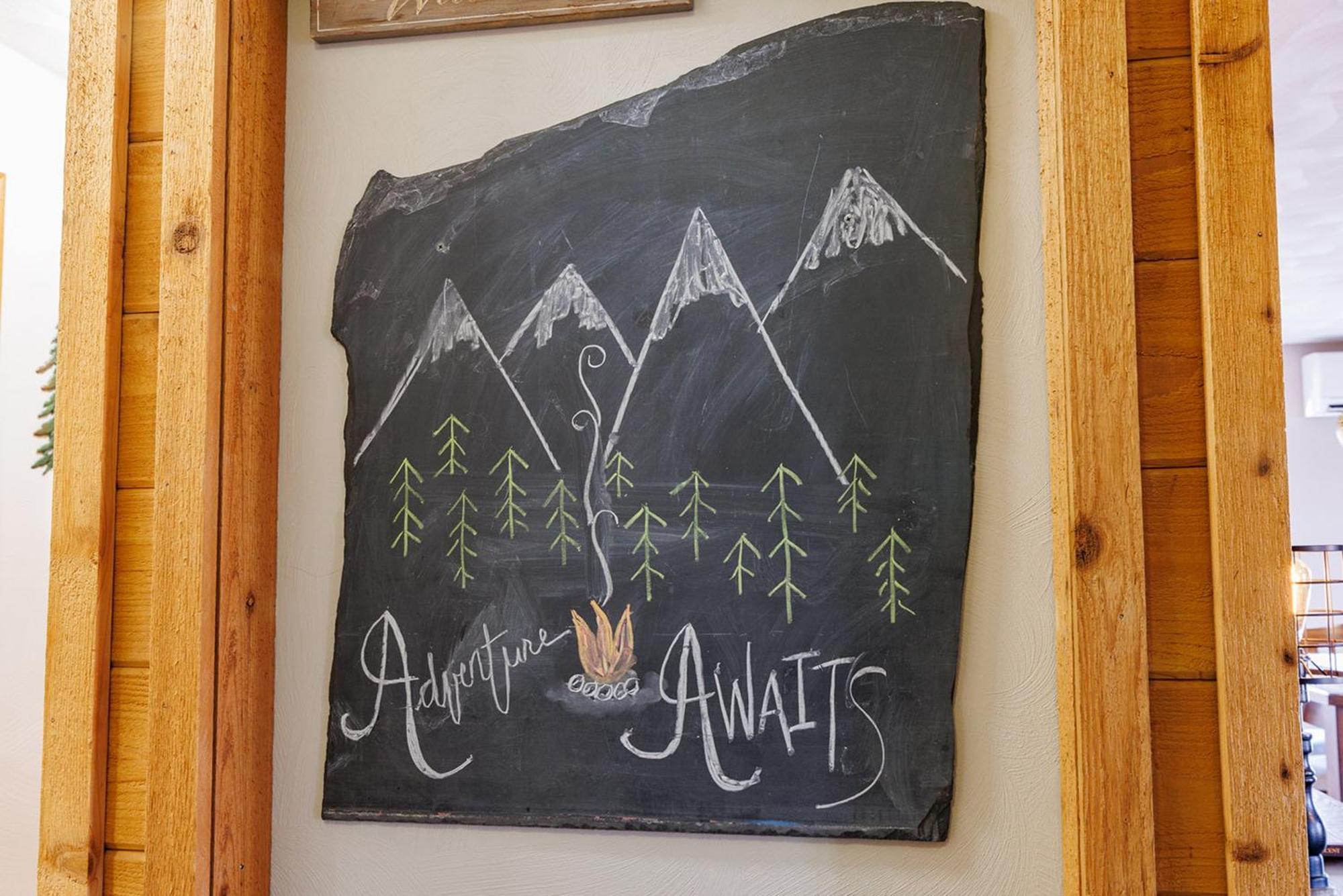 Swiss Mountain 1 Bedroom - Premier Unit With Patio Apartment Champion